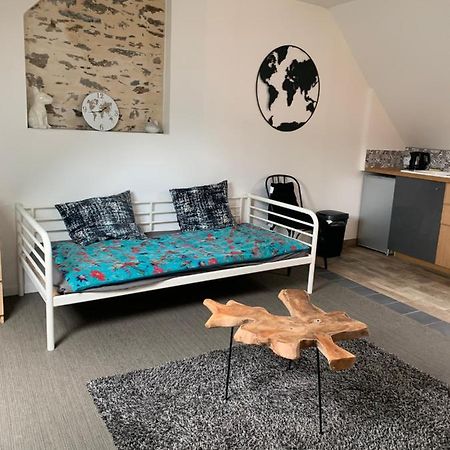 Appartement Belhommet 4 Landerneau Eksteriør billede